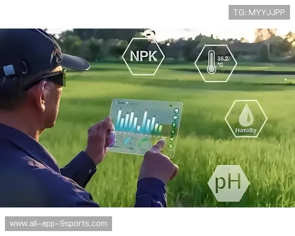足球裁判委员会在判罚教育中引入VR模拟与多语种教材,足球比赛裁判组成员